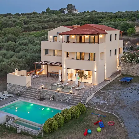 Elarchon Private Pool *