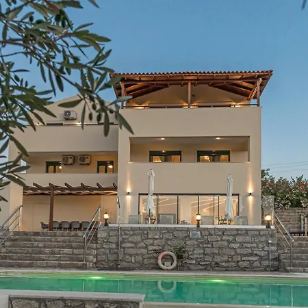 Elarchon Private Pool